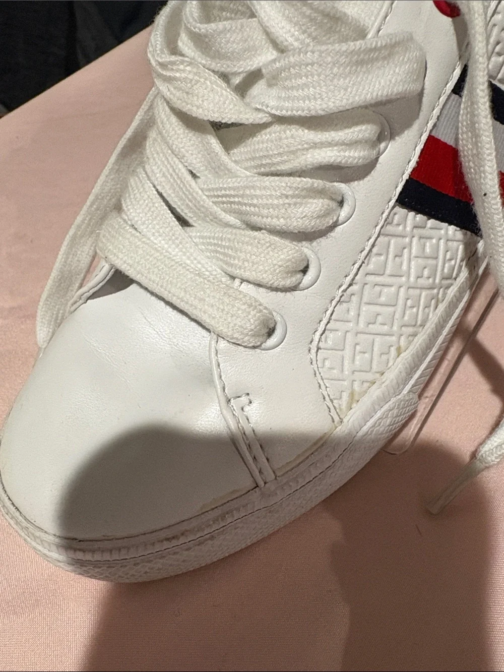 Tommy Hilfiger classic white